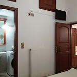 펜션 Apiranthos Diamond Maisonette In Naxos *