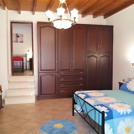 Apiranthos Diamond Maisonette In Naxos Vakantiehuis *