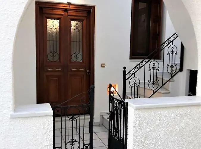 Apiranthos Diamond Maisonette In Naxos